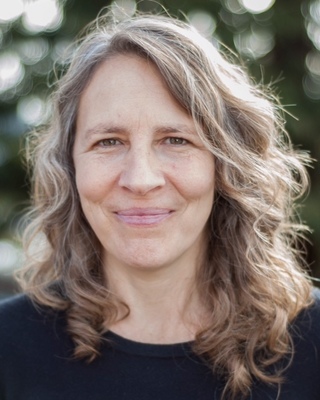Photo of Laura Condylis, Psychologist in Oakland, CA