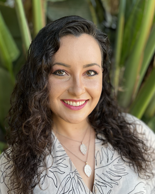 Photo of Lina El-Mahmoud, Marriage & Family Therapist, LMFT