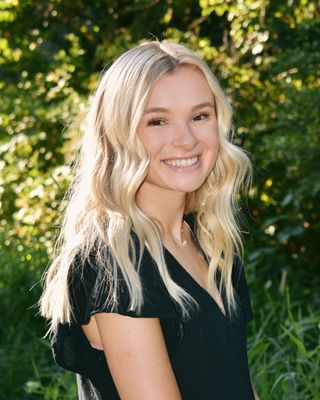 Photo of Madison Hunter, Pre-Licensed Professional, LMHCA