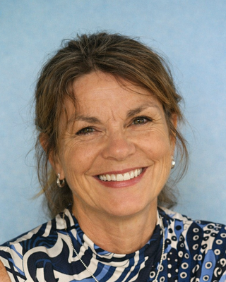Photo of Liane Davids, Counsellor, MNCPS Acc.