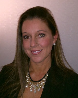 Photo of Stephani Mendizabal, LMHC, NCC, CCMHC, Counselor