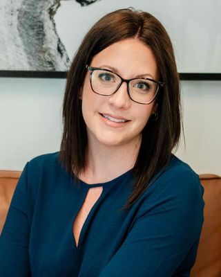 Photo of Kari Buenfeld, Psychologist in Calgary, AB