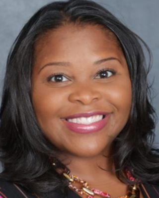 Photo of Shanae Farquharson, Marriage & Family Therapist, LMFT