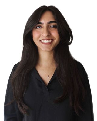 Photo of Uzhma Nagani, Pre-Licensed Professional