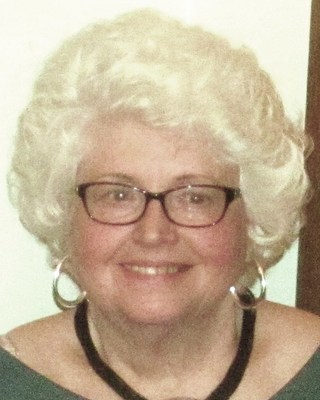 Photo of Janet Waage Lingren, Counselor in Lincoln, NE