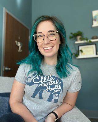 Photo of Tamara Pribnow, Clinical Social Work/Therapist, MSW, LICSW