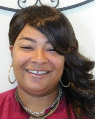 Photo of Momilana Aikens, Marriage & Family Therapist in 92103, CA