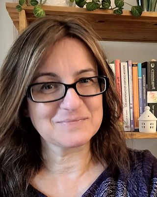 Photo of Anna Bobak, Psychotherapist, MSc, MCOSCA Accred