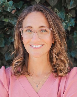 Photo of Rachel Hansberger, Clinical Social Work/Therapist, LCSW-C