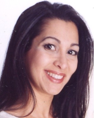Photo of Ms. Sara Pelaez, LPC, LCPC, LMHC, CCMHC, EMDR