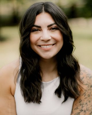 Photo of Liz Faraglia, Clinical Social Work/Therapist, LCSW