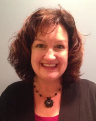 Photo of Sara Lee, Clinical Social Work/Therapist