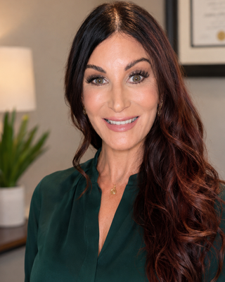 Photo of Lisa Mayes, Psychiatric Nurse Practitioner, MSN, APRN, PMHNP-