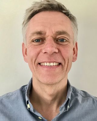 Photo of Dr Jeremy Rowe, Psychologist, PsychD, HCPC - Couns. Psych.