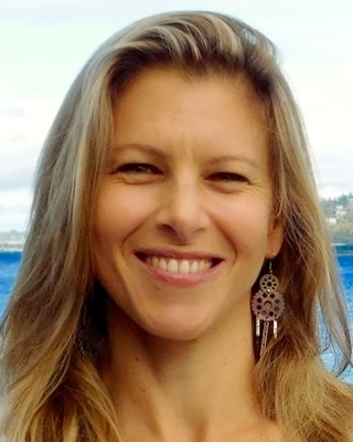 Photo of Elizabeth Shilling, Counselor in Carnation, WA