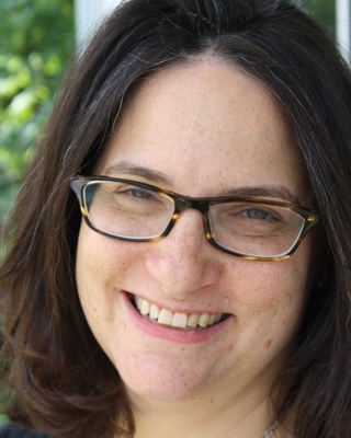 Photo of Aliza Phillips-Stoll, Psychologist in Needham, MA