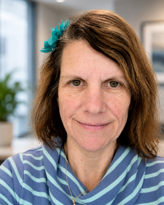 Photo of Dr. Erin Daniels, Clinical Social Work/Therapist, DSW, LICSW, MA