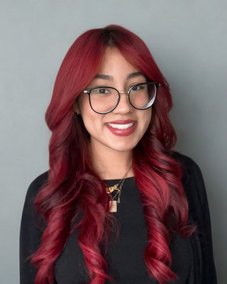 Photo of Jacqueline Loo, Pre-Licensed Professional, MA, RMHCI