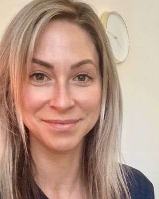 Photo of Alicia Viforj, Psychologist, MPsych, PsyBA - Clin. Psych