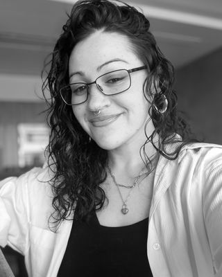 Photo of Hannah Weinstein, Marriage & Family Therapist Associate, AMFT