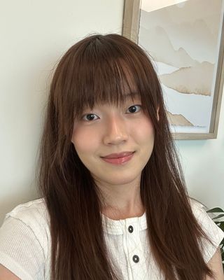Photo of Katherine Zhili Guo, Registered Psychotherapist (Qualifying)