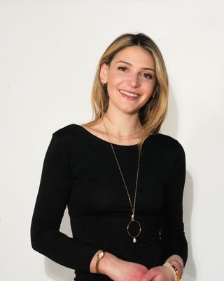 Photo of Hannah Isabel Johnson, Pre-Licensed Professional, MA