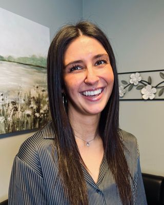 Photo of Mia Virag, Pre-Licensed Professional