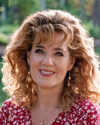 Photo of Lori Rader-Jacobs, Counselor, LPC, NCC, MACMHC