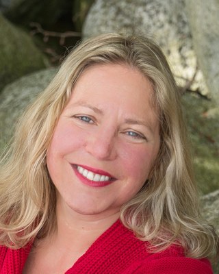 Photo of Catherine Moore, Counsellor in North Vancouver, BC