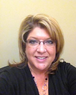 Photo of Lynn Minton, Clinical Social Work/Therapist, MSW, LCSW, ACSW