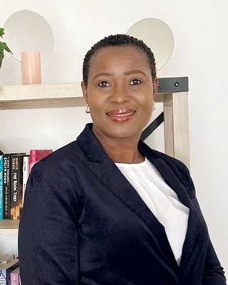 Photo of Obianuju Makinde-Agu, Psychiatric Nurse Practitioner, PMHNP