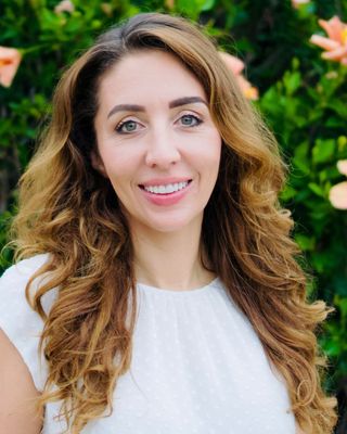 Photo of Lauren Goebel, Neurospicy Teen Therapist , Marriage & Family Therapist Associate in San Diego, CA
