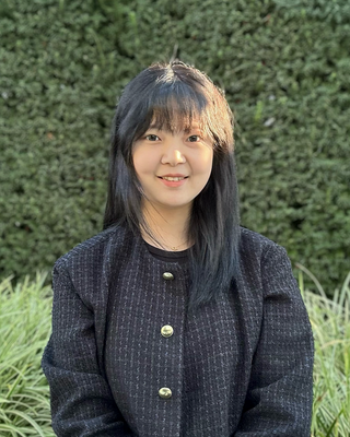 Photo of Mingyao (Lori) Wang, Counsellor, BA, MEd, RCC