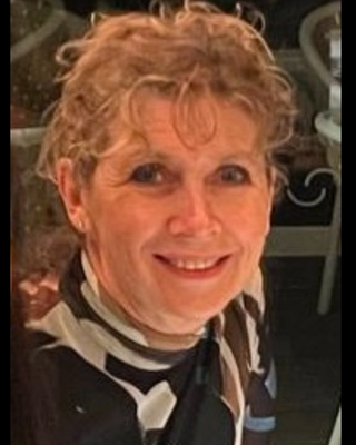 Photo of Laura Cawson, Counsellor, MBACP