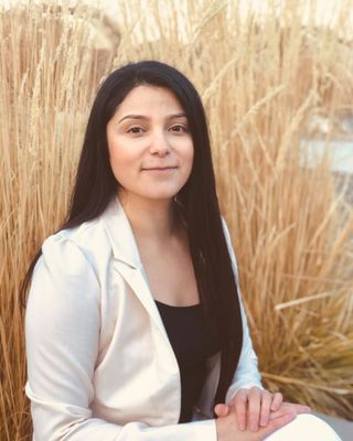 Photo of Laura Miramontes, Marriage & Family Therapist, LMFT