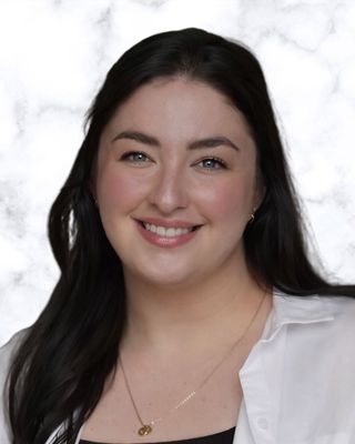 Photo of Madison Carballo, Registered Psychotherapist (Qualifying), BA H, MACP