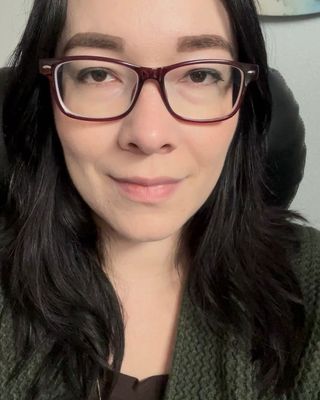 Photo of Leandra McNeal, Marriage & Family Therapist Associate, AMFT, MS