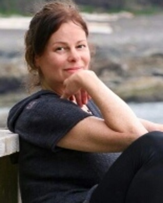 Photo of Maxine (Fisher) Saunders, Counsellor in Victoria, BC