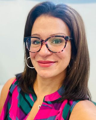 Photo of Lisette Negron, Clinical Social Work/Therapist, LSW