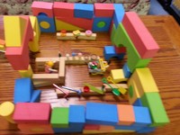 Gallery Photo of Blocks and small objects that can be used creatively.