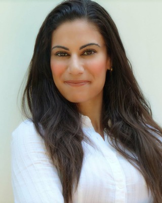 Photo of Nyree Tchalikian, MSW, LCSW, CCTP, Clinical Social Work/Therapist