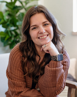 Photo of Abby Wiggins, Clinical Social Work/Therapist, MSW, LCSW, LSCSW, RPT-S