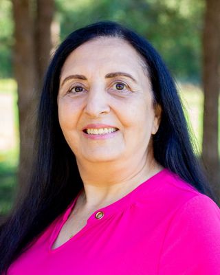 Photo of Suzanne Guiragoss, Resident in Counseling, MA