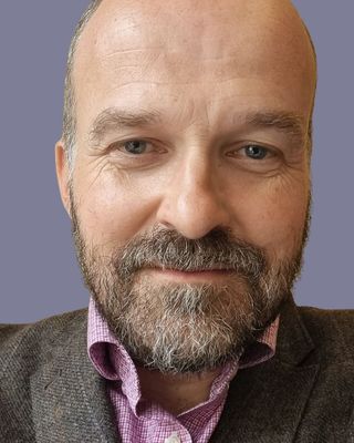 Photo of Jonathan Pointer - OCD Specialist, Dr Pointer - OCD Therapy Treatment, Psychologist, PsychD, HCPC - Couns. Psych.