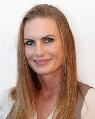 Photo of June Thompson, Marriage & Family Therapist, MA, LMFT