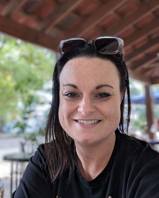 Photo of Reianna Garner, Licensed Professional Counselor, LPC, C-DBT, CCTP
