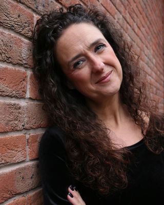 Photo of Lisa Adams-Davey, Psychotherapist in TN37, England