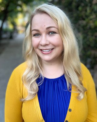 Photo of Emily Nicholson, Marriage & Family Therapist Associate, MA