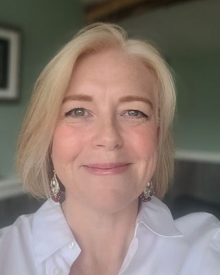 Photo of Samantha Richards, Counsellor, MBACP