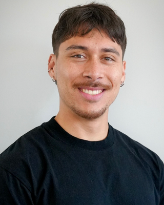 Photo of Justin De La Cruz, Marriage & Family Therapist Associate, AMFT, MA